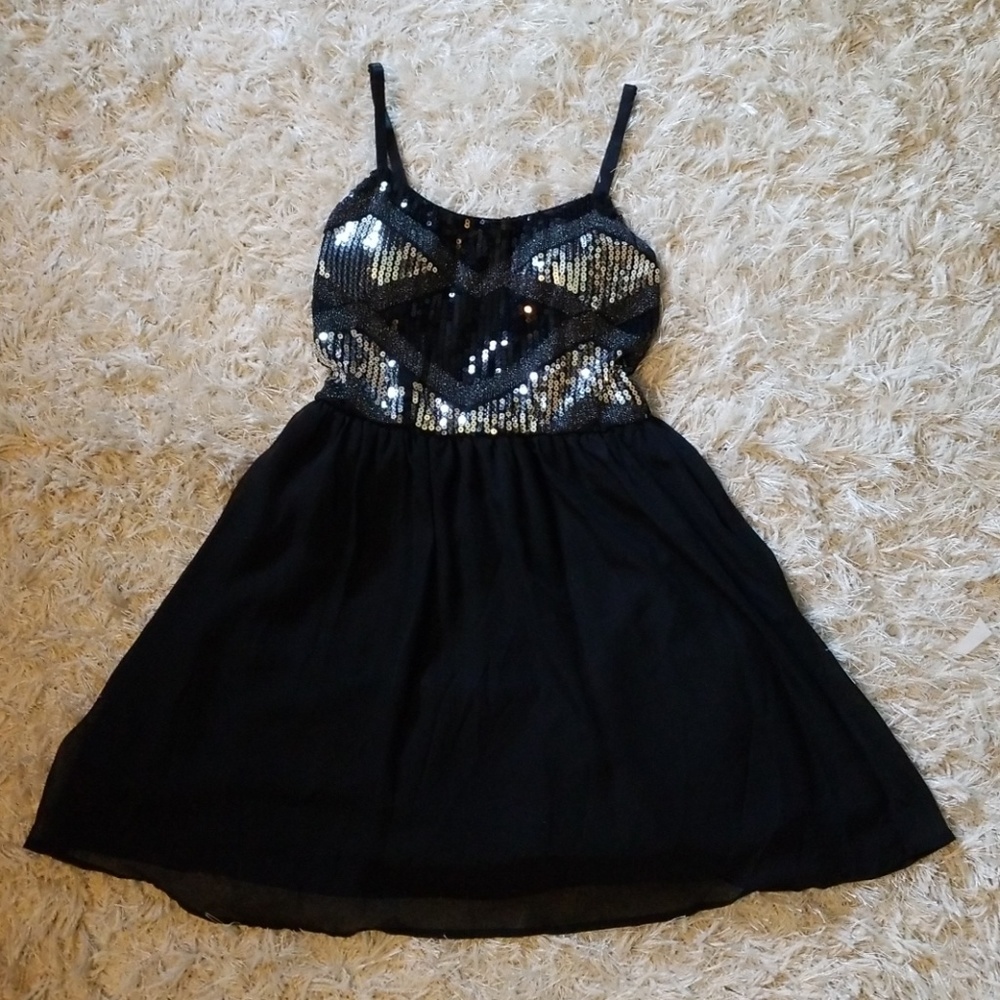 Black dress size 3